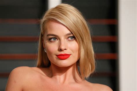 what movie is margot robbie naked in|Margot Robbie Shares Why She Did A Nude Scene In The Wolf。